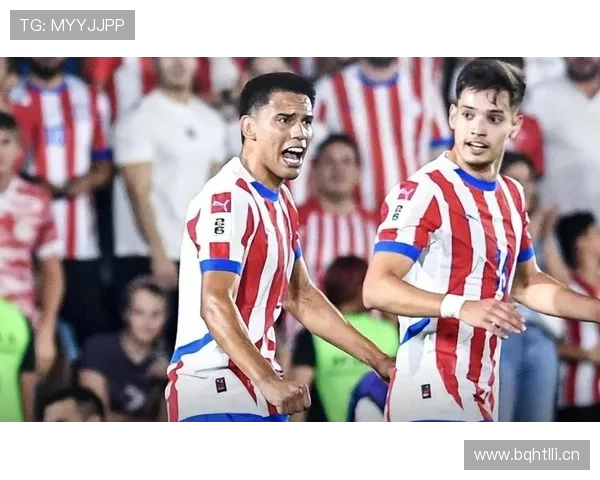 巴拉圭队中场组织近期表现稳健，攻防转换效率持续提升