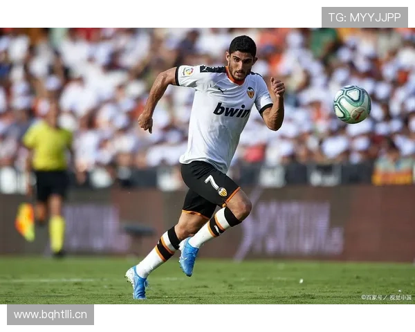 瓦伦西亚重返欧战前景：当前竞争格局与球队表现走势分析