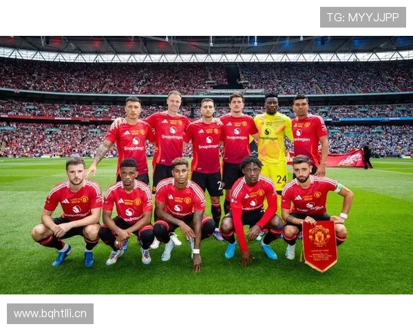 曼联成绩逐步改善，但隐患积累对赛季走势形成制约